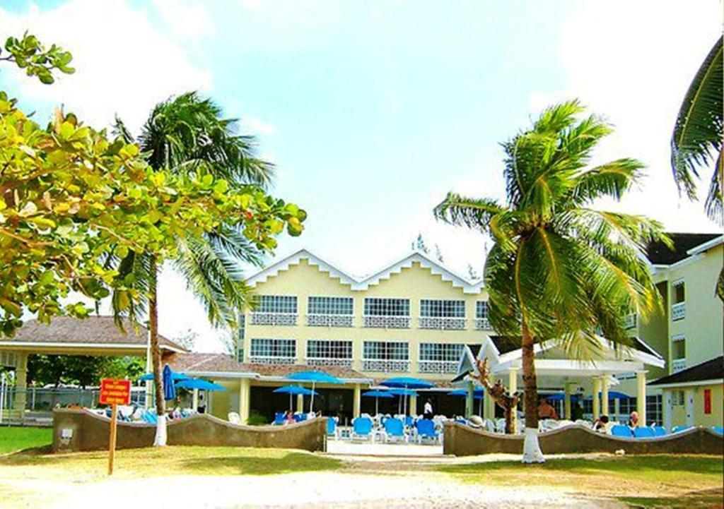 Rooms On The Beach Ocho Rios Exterior photo